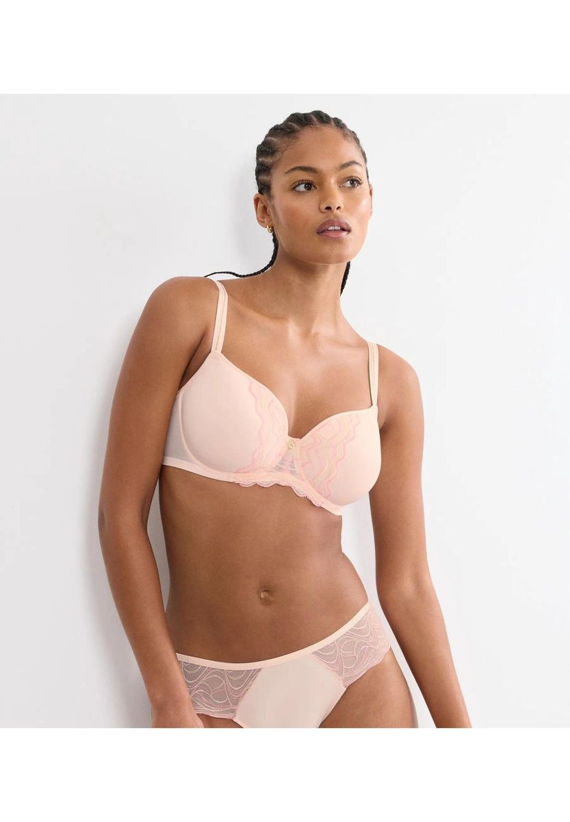 Push-Up-BH mit Spitzeneinsatz