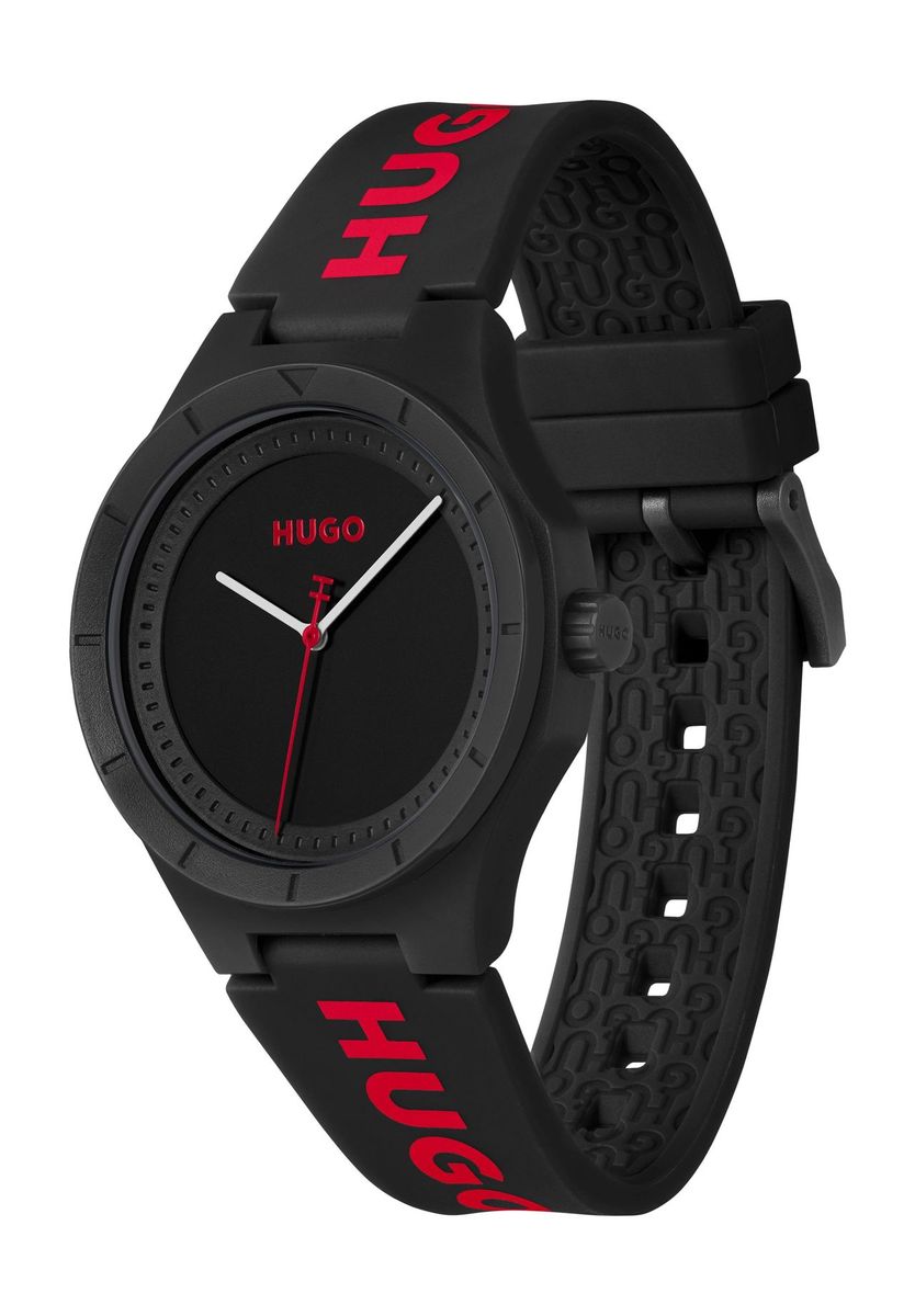 Minimalistische schwarze Uhr mit roten Akzenten