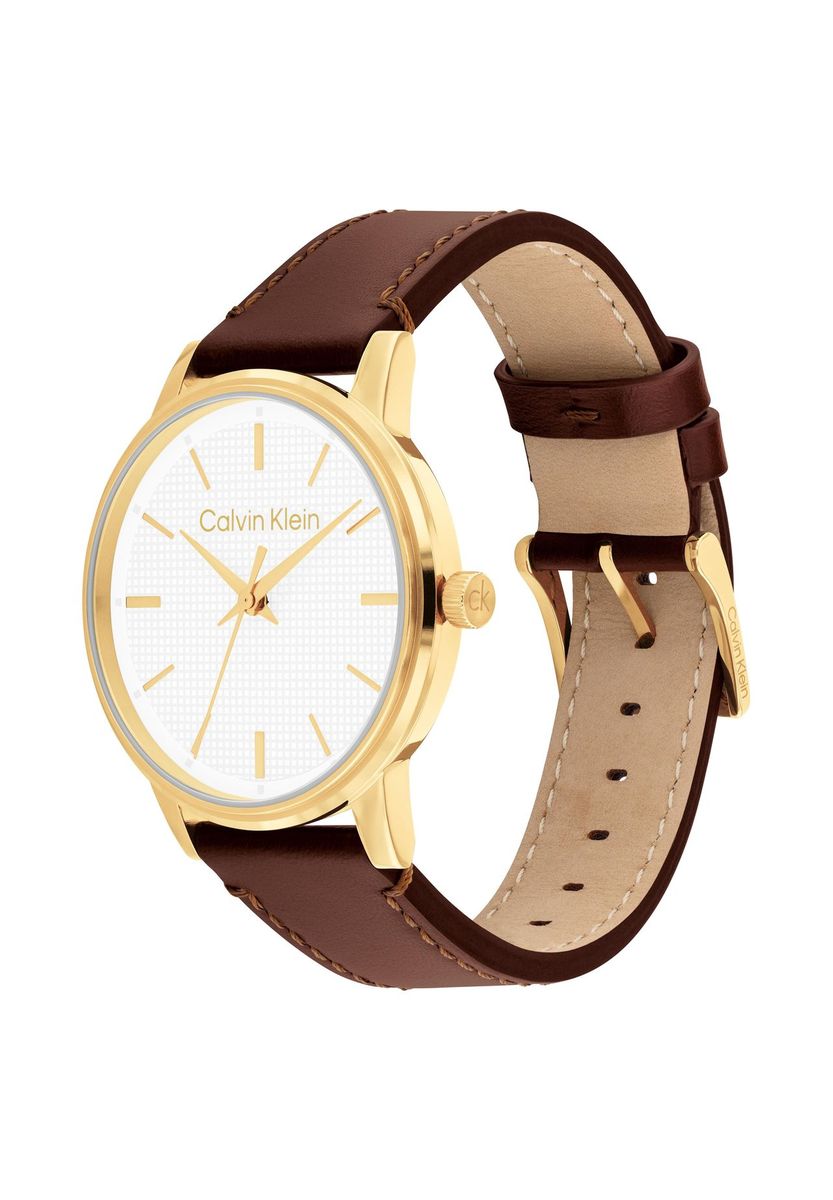 Minimalistische goldfarbene Uhr mit braunem Lederarmband