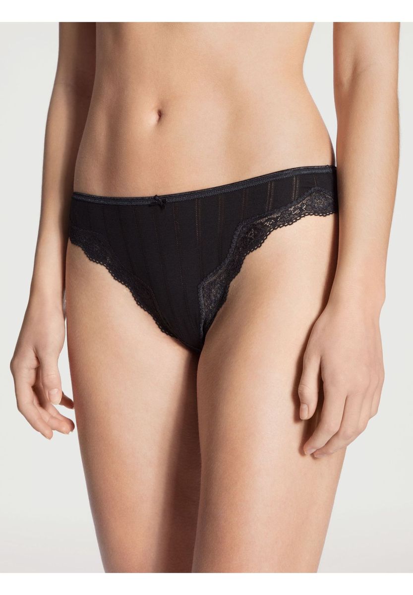 Feine Slip mit Spitzenbesatz