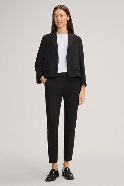 Windsor Schwarze Crêpehose Slim Fit Cropped Bein