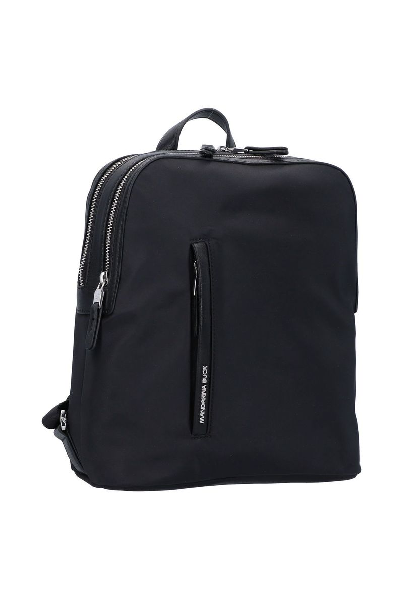 Eleganter Stadtrucksack mit Metalakzenten