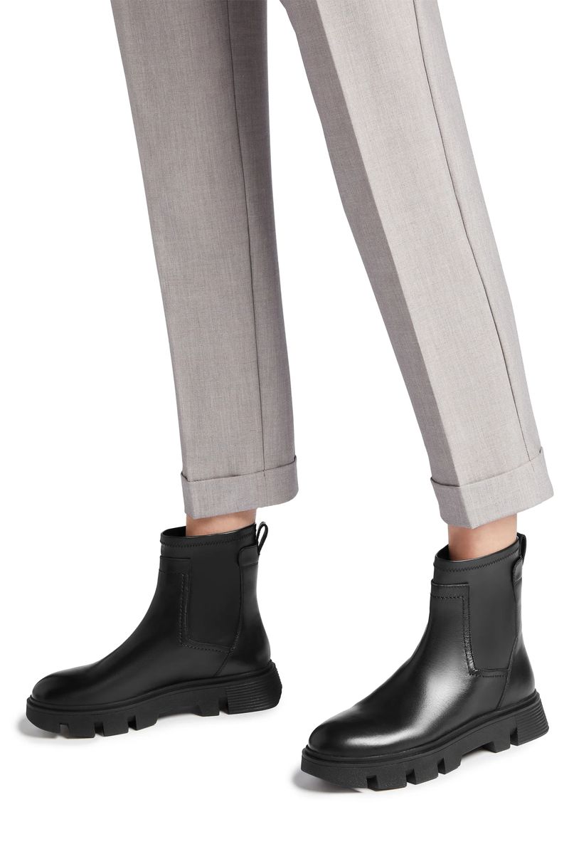 Moderner Chelsea-Boot aus Leder mit Profilsohle