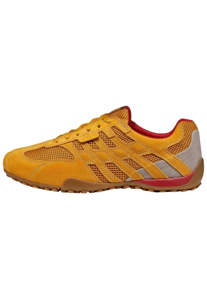 Atmungsaktiver Low Sneaker aus Wildleder und Mesh