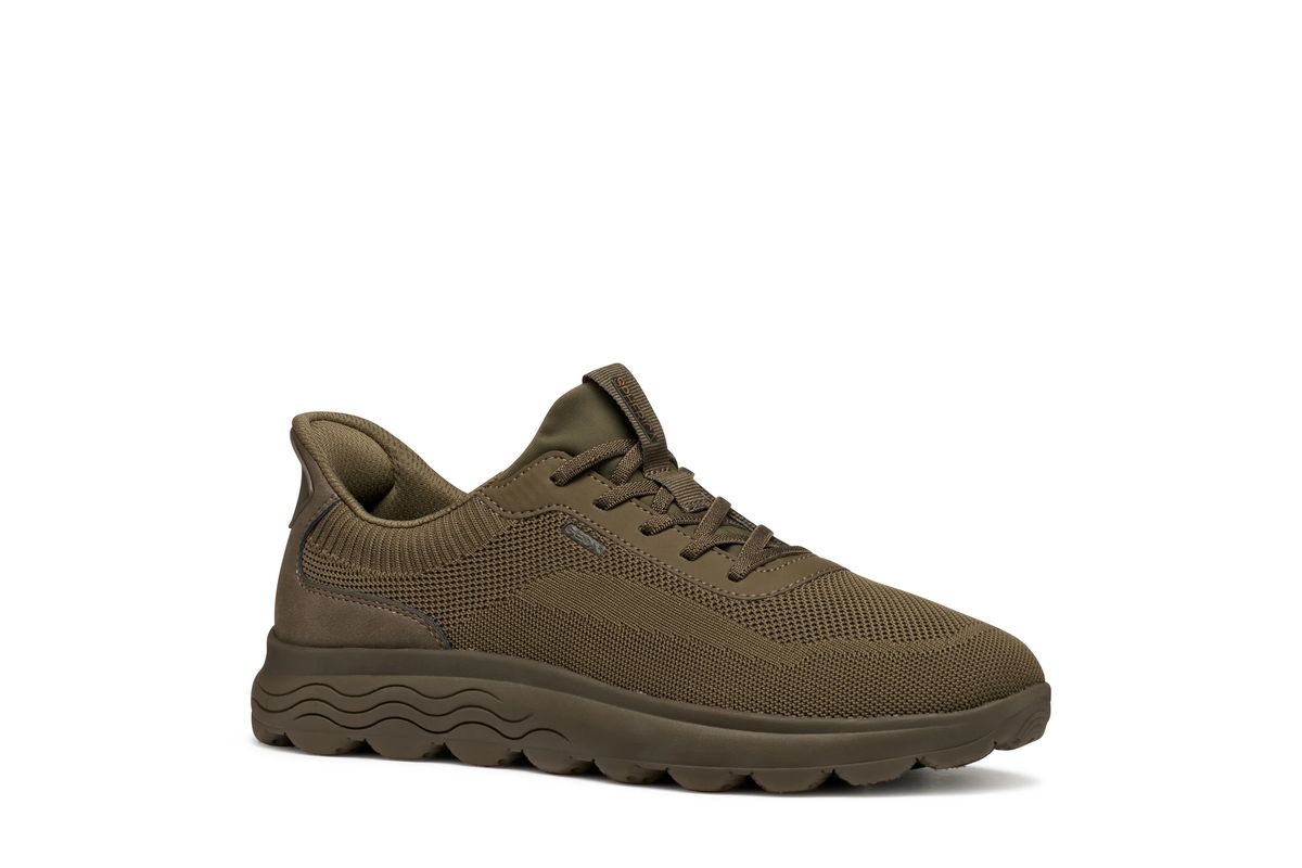 Sportlicher, leichter Herren-Sneaker aus Strick