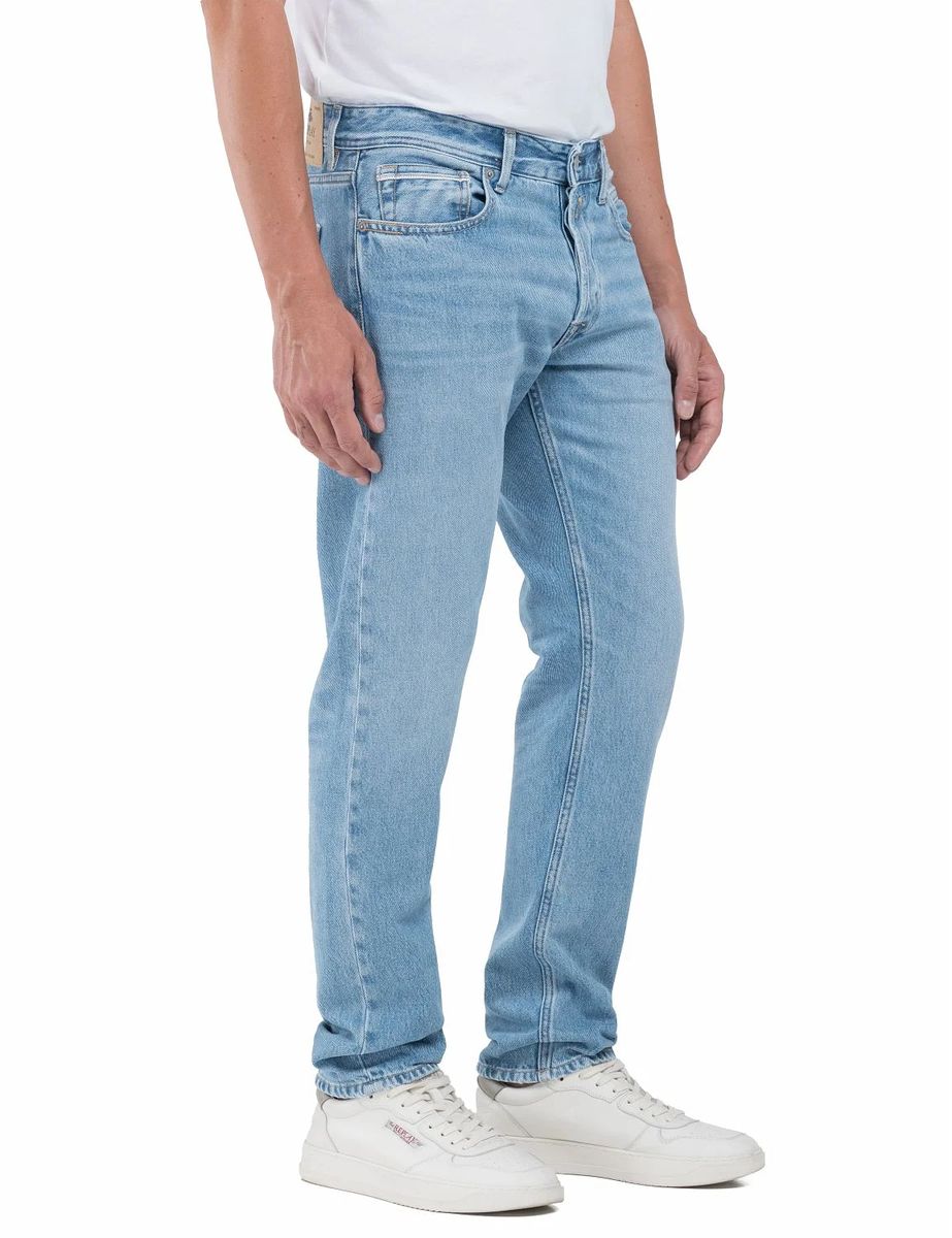 Jeanshose mit lässiger Passform