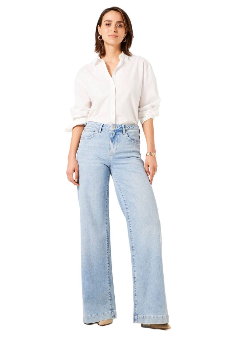 Jeans mit weitem Bein, helle Waschung