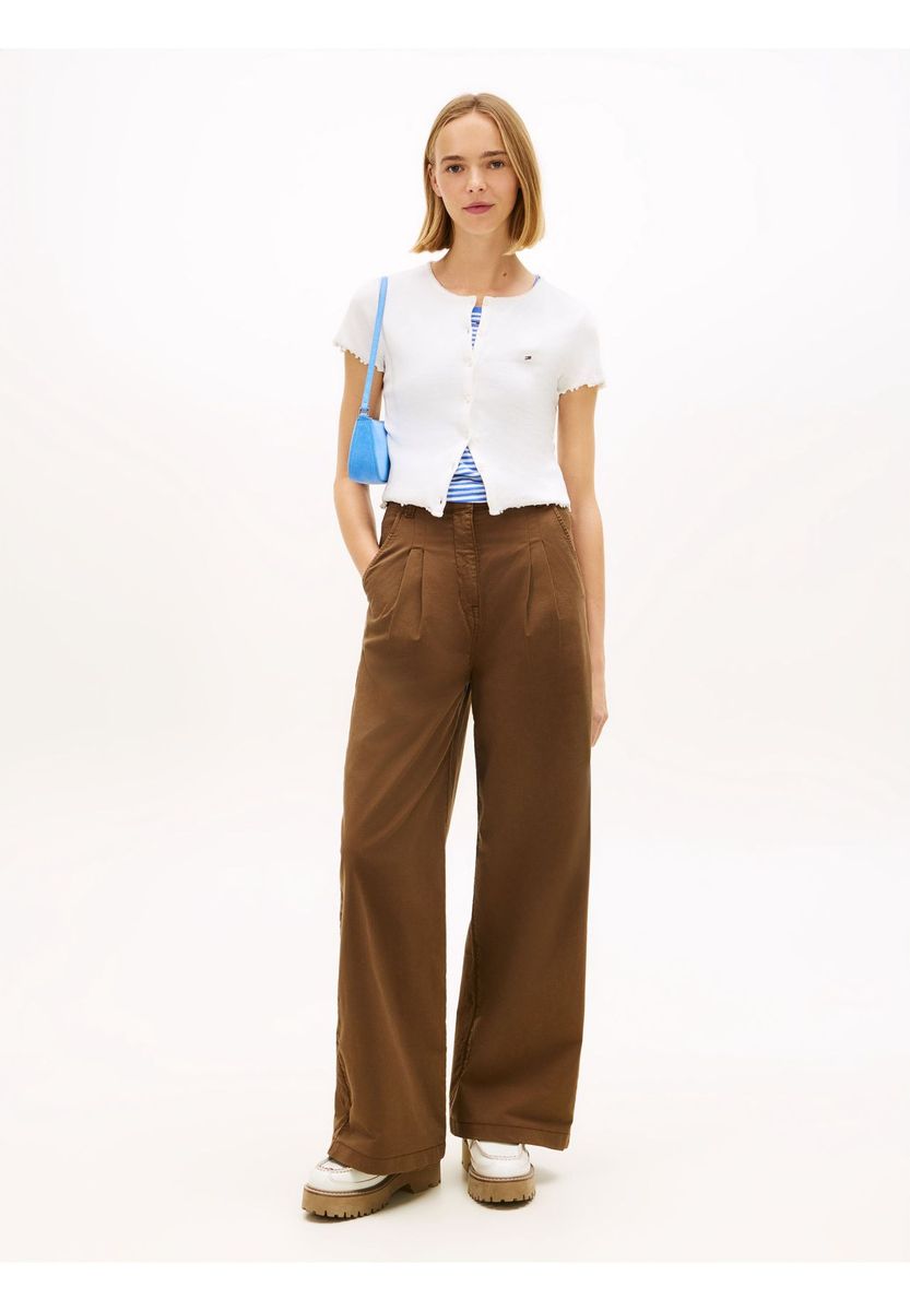 Gerippte Strickjacke mit kurzen Ärmeln