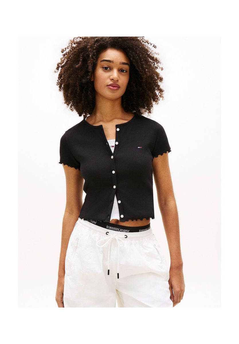 Geripptes Strickoberteil mit Knopfleiste