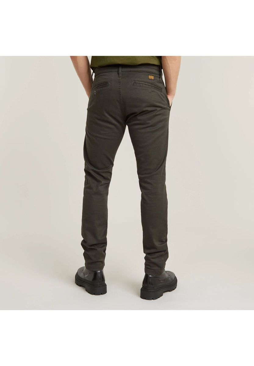 Schmal geschnittene lässige Chinohose