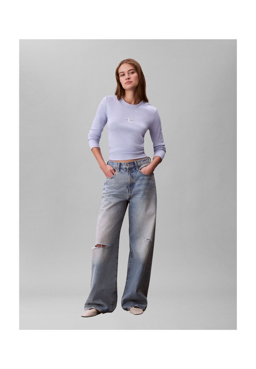 Geripptes, langärmliges, figurbetontes Oberteil