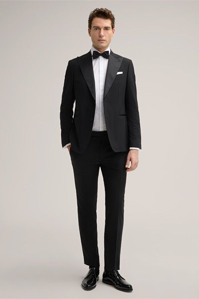 Weißes Baumwoll-Smokinghemd mit Haifischkragen