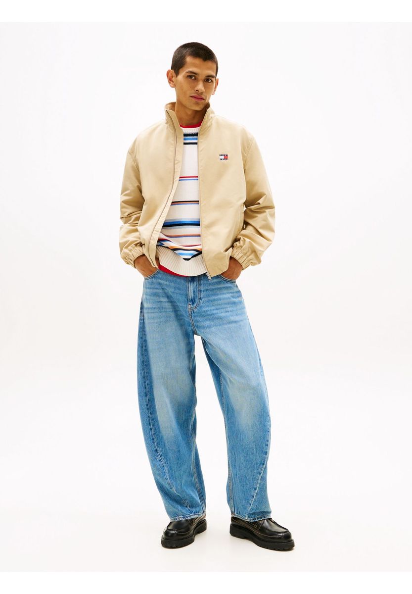 Essentielle leichte Bomberjacke