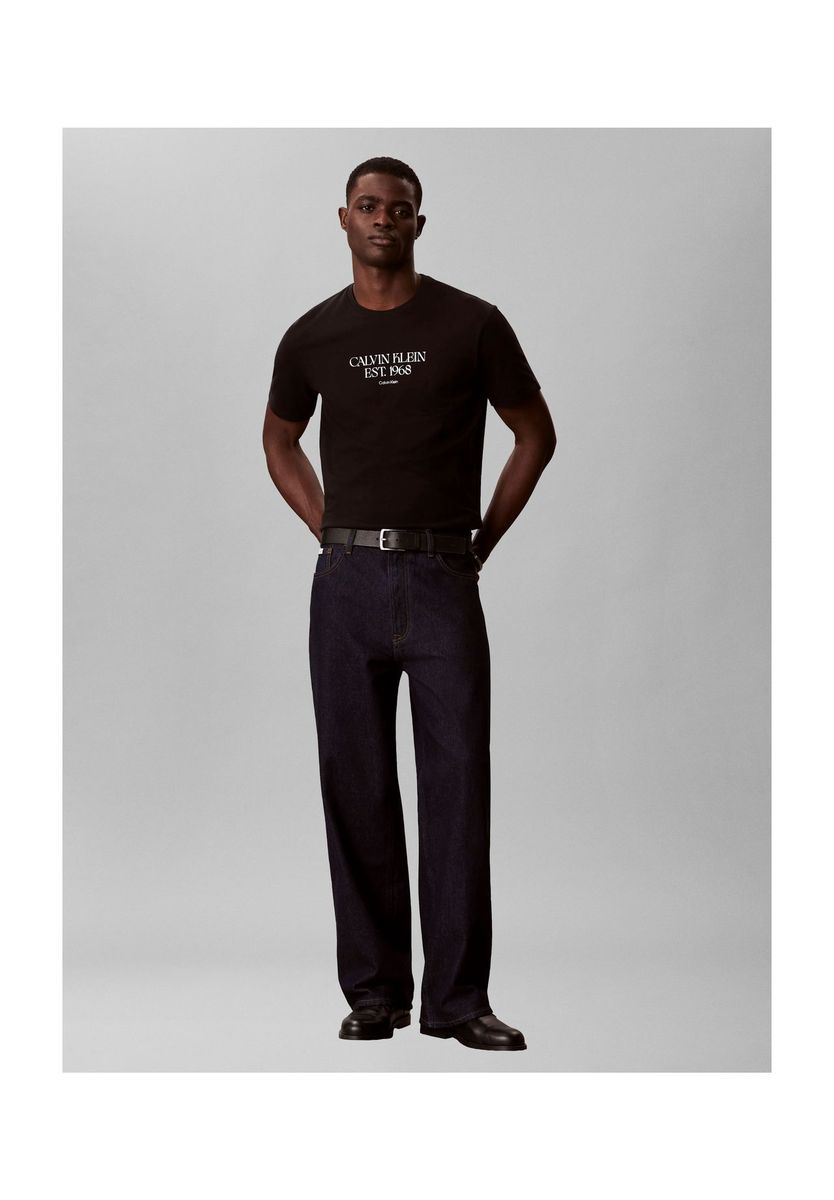 Klassisches T-Shirt mit Rundhalsausschnitt und Grafik