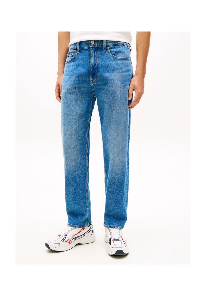 Jeans mit geradem Bein und entspannter Passform