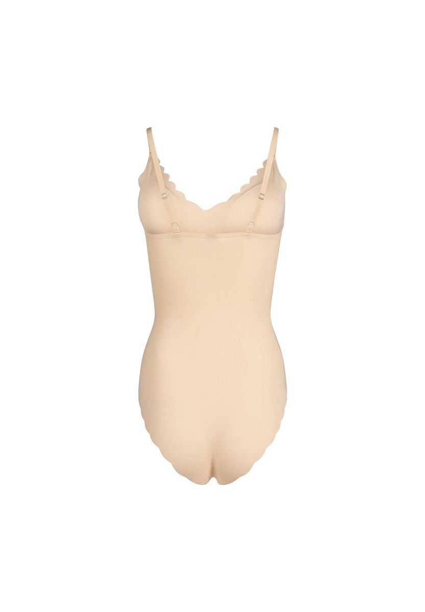 Nahtloser Formbody mit gewelltem Saum