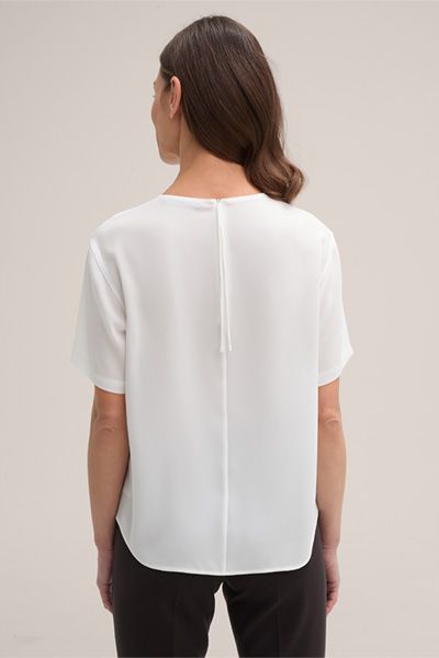 Crêpe Kurzarmbluse in Ecru mit Rundhalsausschnitt