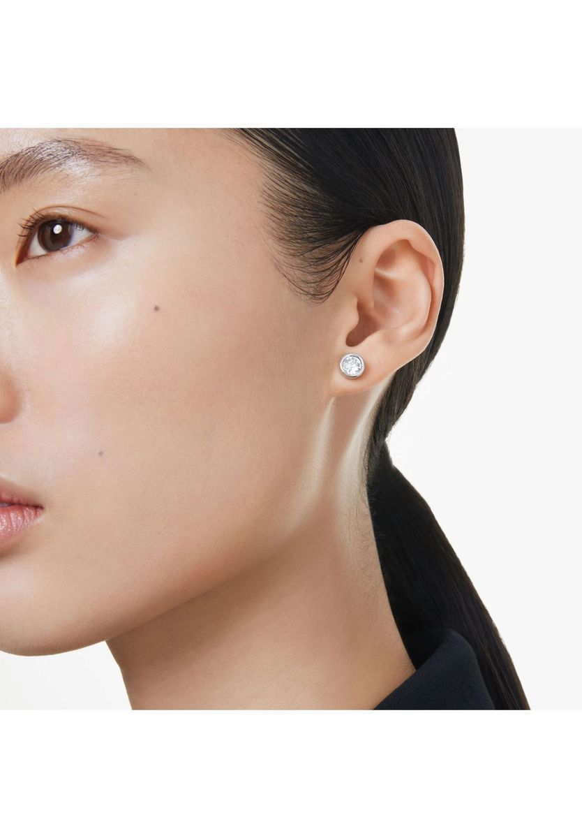 Funkelnde Kristallohrstecker