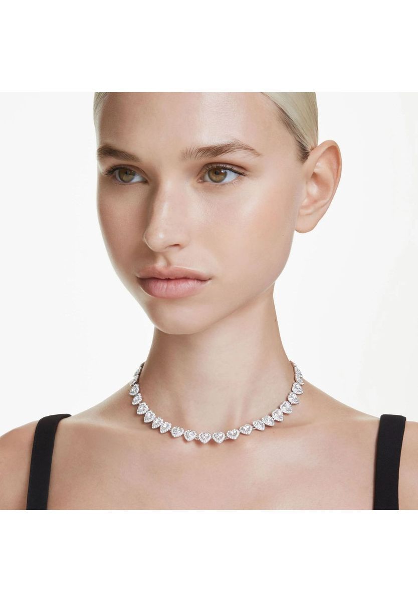 Herzförmige Halskette mit Kristallhalo