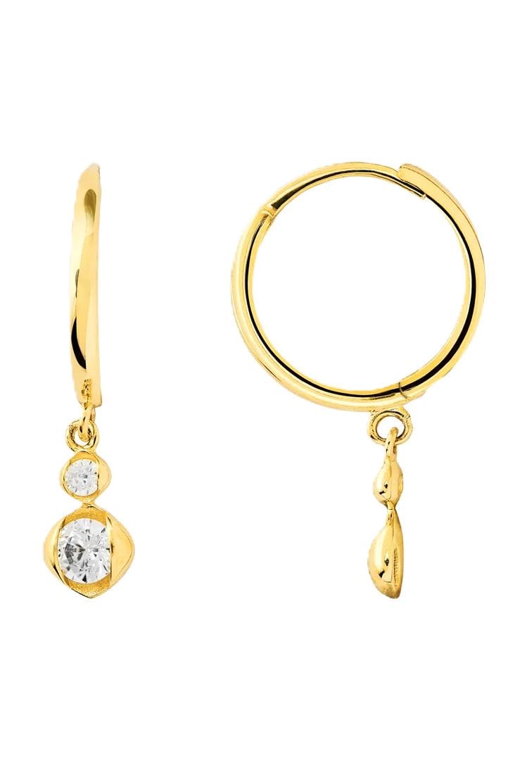 Goldene Creolen mit Zirkonia-Akzenten