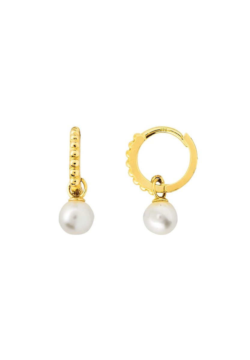 Goldene Creolen mit Süßwasserperlen