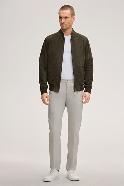 Moderne Baumwoll-Chino-Hose mit Bundfalten in Hellgrau