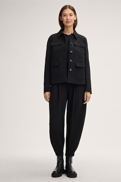 Marc Cain Schwarze Crêpe Stretch Blazer Jacke mit Taschen