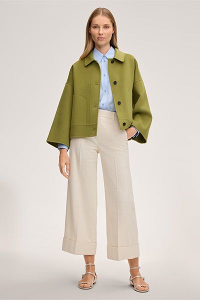 Doubleface-Wolljacke in Grün mit weiten Dreiviertelärmeln