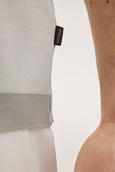 Windsor Florito meliertes graues Baumwoll-Poloshirt mit V-Ausschnitt