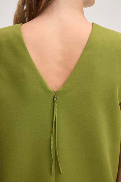 Emporio Armani Ärmelloses Etuikleid aus Crêpe in Grün