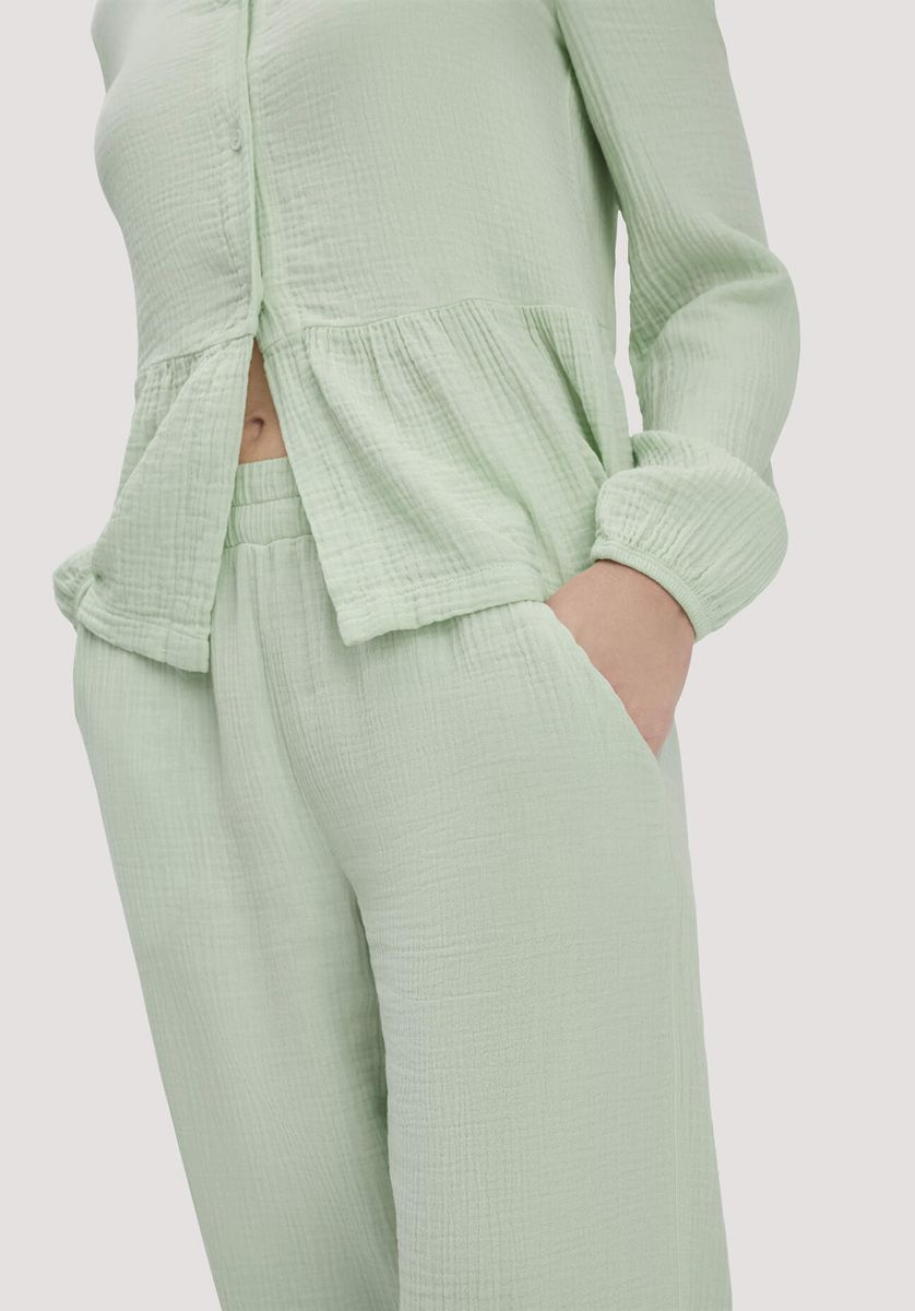 hessnatur Damen Musselin Schlafhose Regular PURE COMFORT aus Bio-Baumwolle - grün - Größe 34