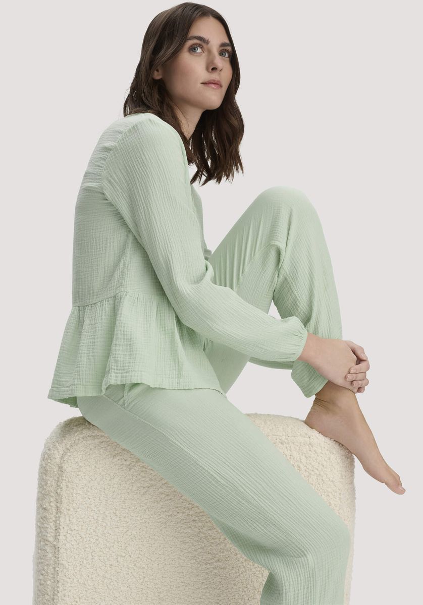 hessnatur Damen Musselin Schlafhose Regular PURE COMFORT aus Bio-Baumwolle - grün - Größe 34