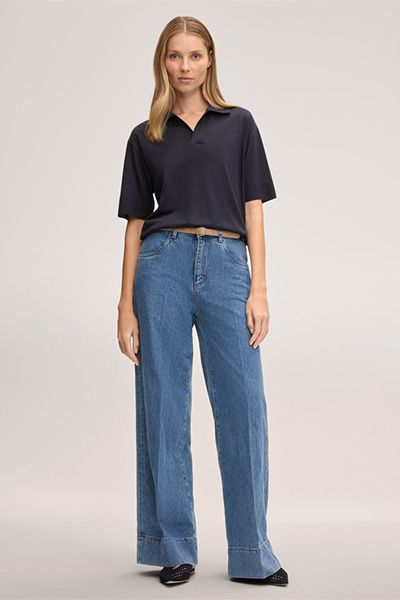 Marineblaues Polo-Shirt aus Lyocell-Baumwollmischung mit kurzen Ärmeln und Kragen