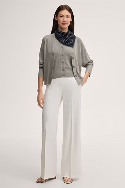 Cardigan aus Woll-Seiden-Mischung in Greige mit V-Ausschnitt und Knöpfen