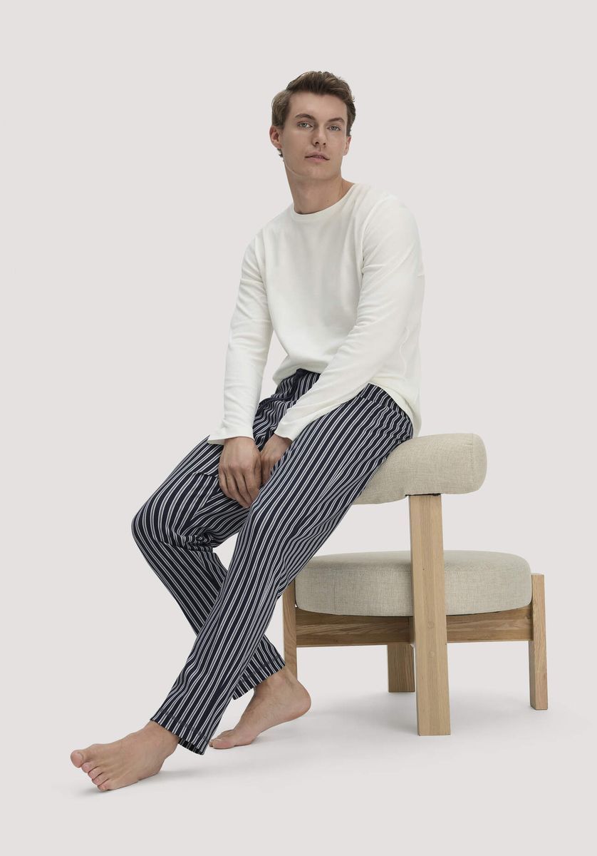 hessnatur Herren Schlafhose Relaxed aus Bio-Baumwolle - blau - Größe 46