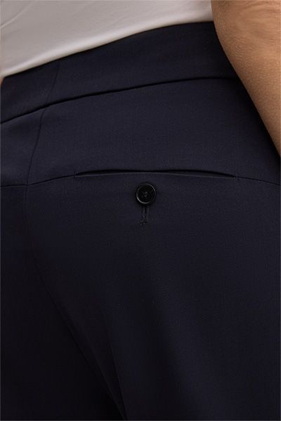 Marineblaue Marlenehose aus Wollstretch mit weitem Bein im Business-Stil