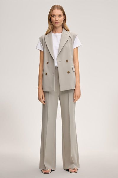 Tech-Viskose Crêpe Marlene Hose in Greige mit Falten