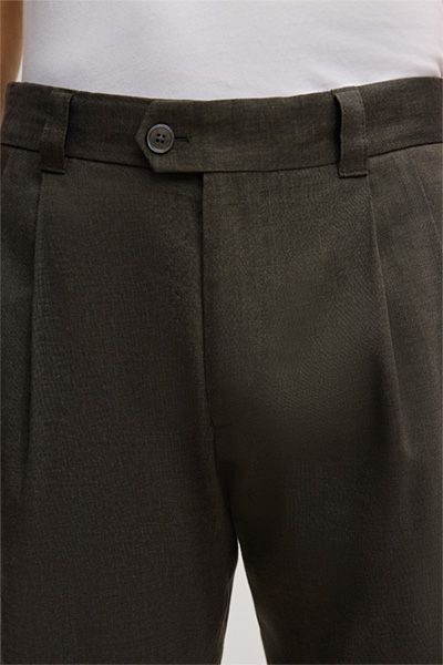 Schio Leinenmischung Bundfalten-Shorts mit Wolle in Dunkelgrün