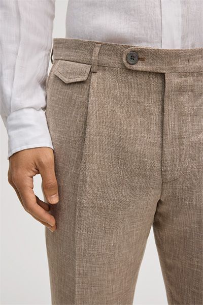 Hellbraune Stoffhose aus Leinenmischung