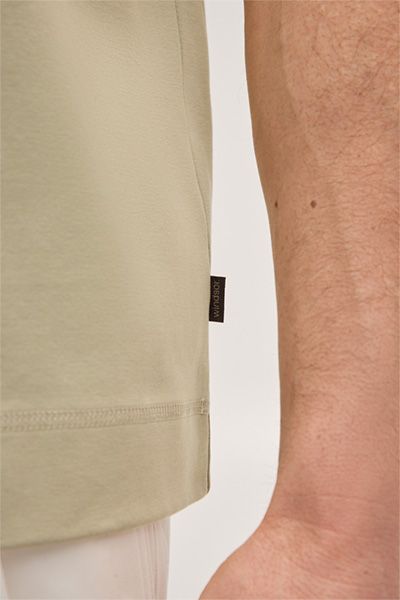 Baumwollmix-T-Shirt Sivo in Olivgrün, moderner, entspannter Schnitt