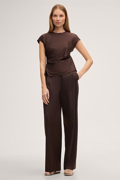 Baumwollstretch-Blusen-Top in Dunkelbraun mit Drapierter Taille