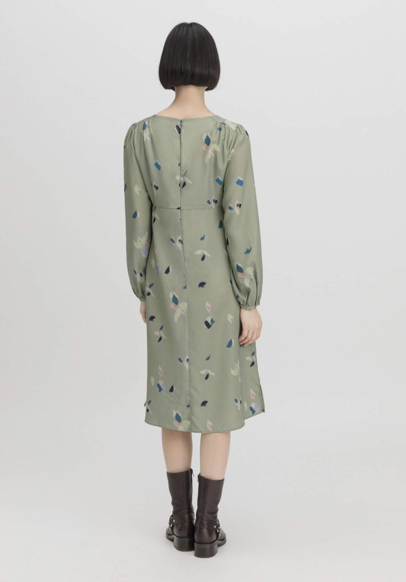 Midi-Kleid mit Blumenmuster und langen Ärmeln