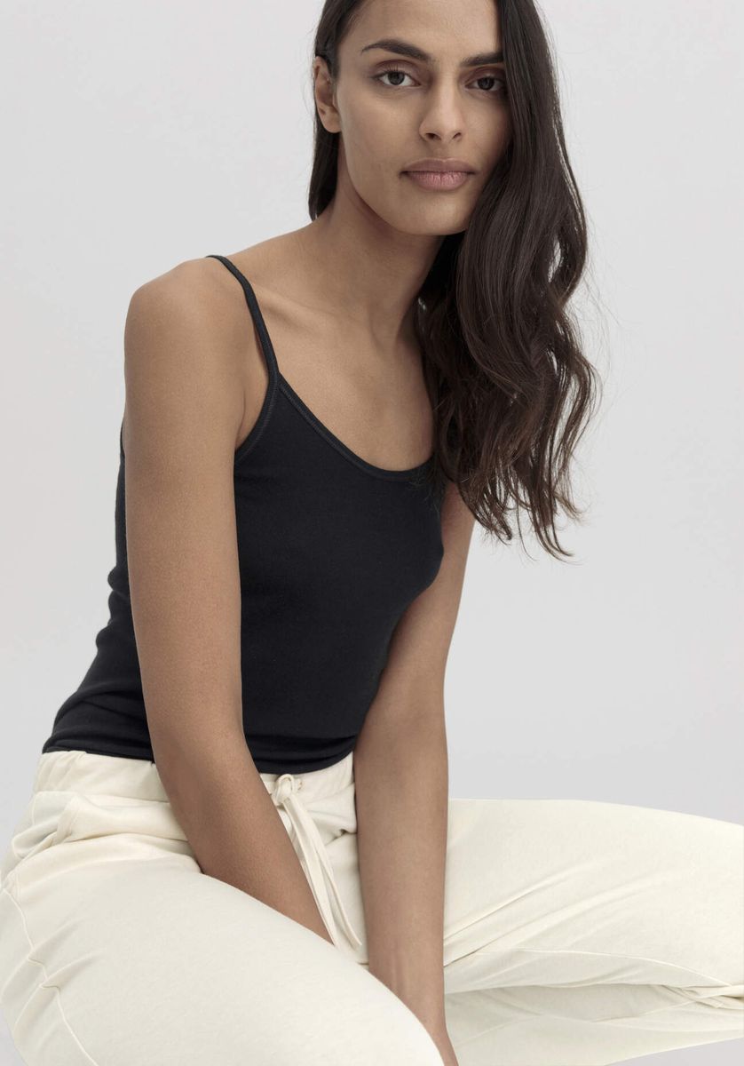 Geripptes Spaghetti-Top aus Bio-Baumwolle