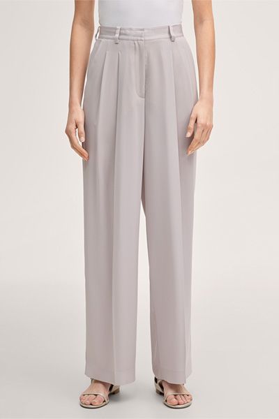 Crêpe Marlene Hose in Beige mit Bundfalten