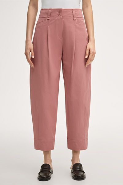 Baumwollstretch-Gabardine-Ballonhose mit Bundfalte in Rosa
