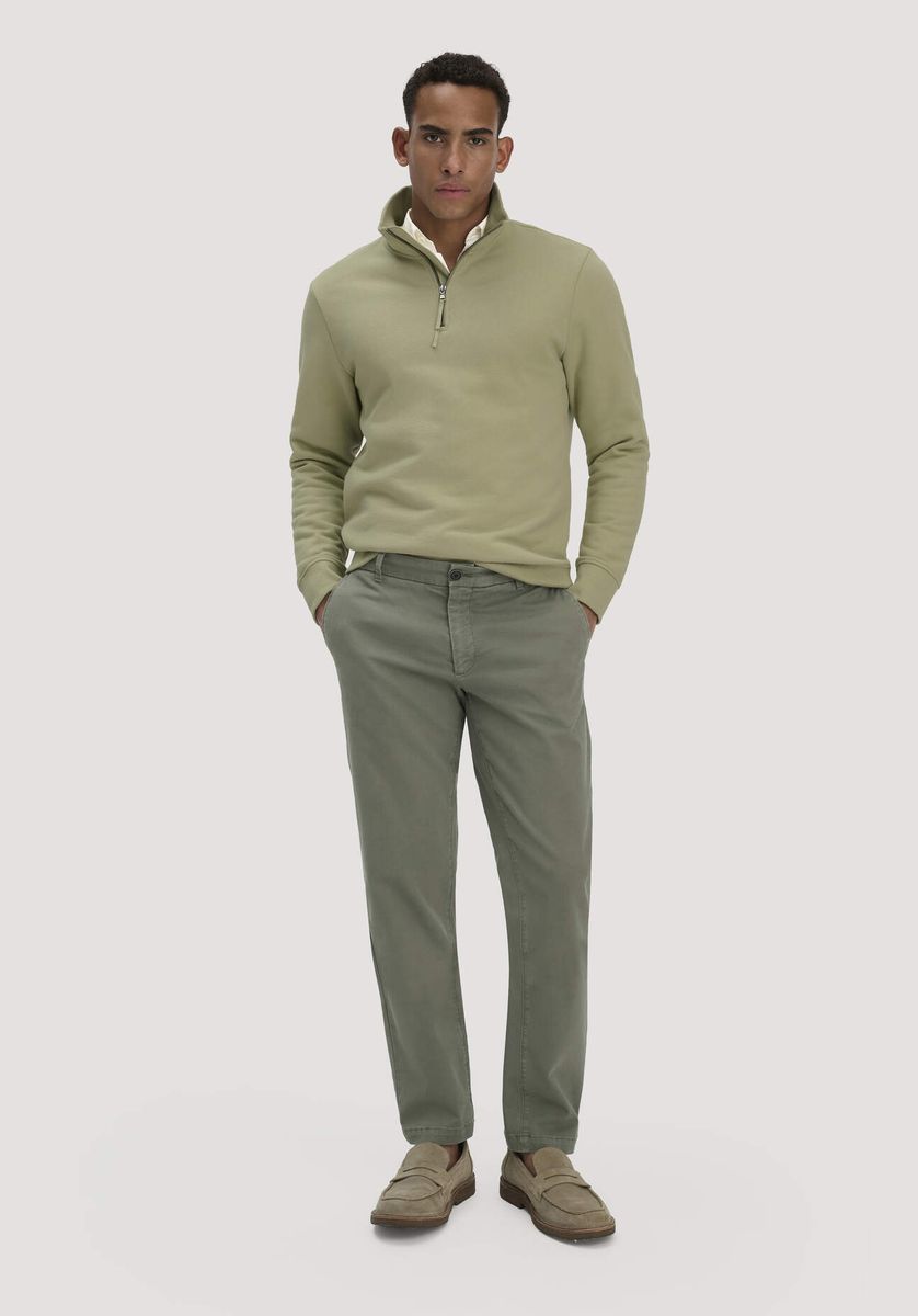 hessnatur Herren Chino LENN Regular aus Bio-Baumwolle - grün - Größe 31/30