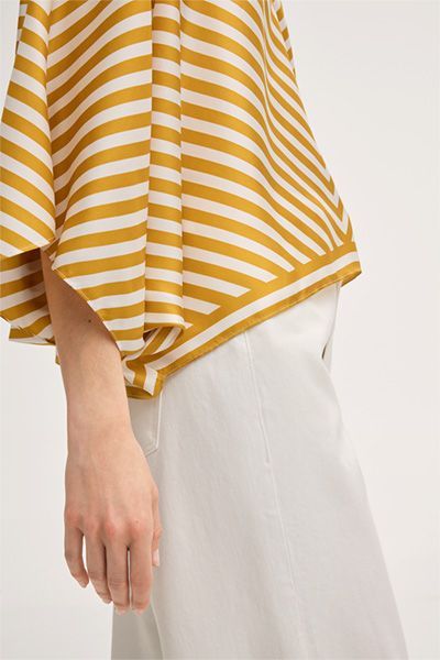 Bluse im Poncho-Stil Ecru-Gelb gestreiftes Fledermausärmel V-Ausschnitt Shirt