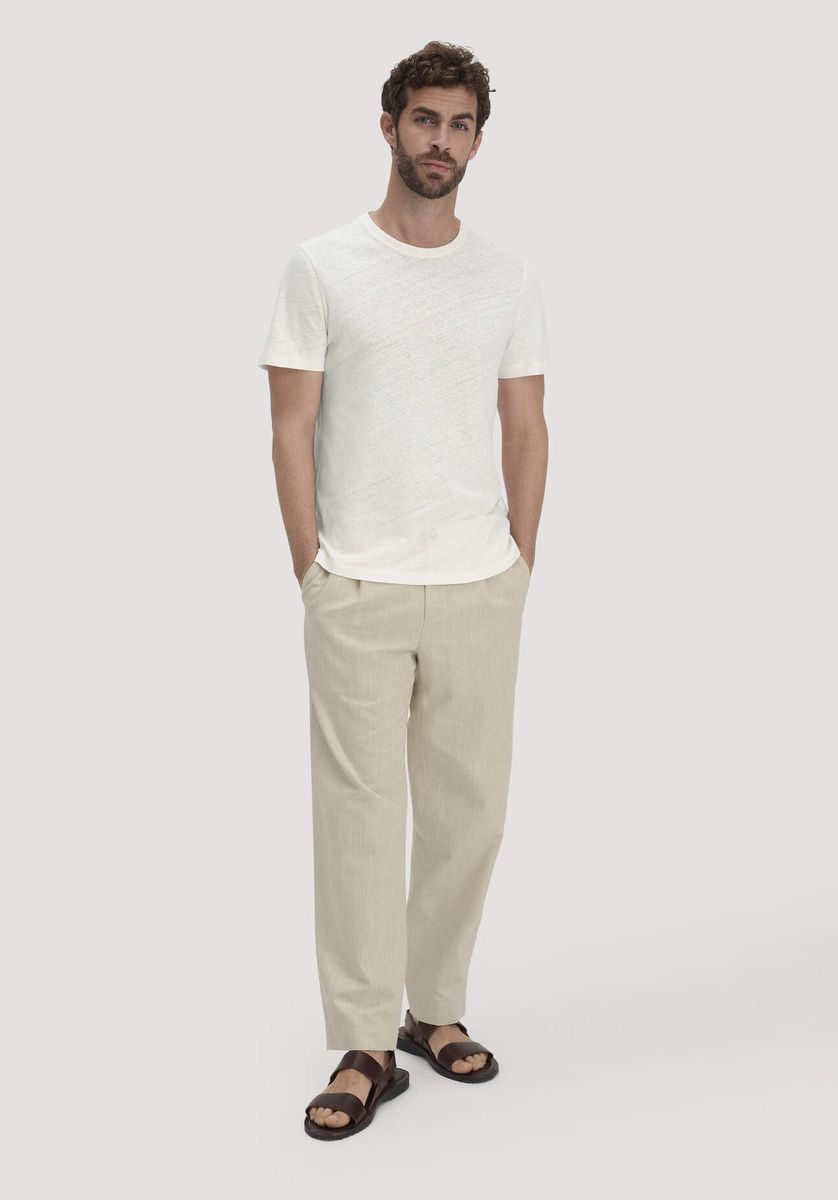 Klassisches Leinenmischung T-Shirt mit Rundhalsausschnitt