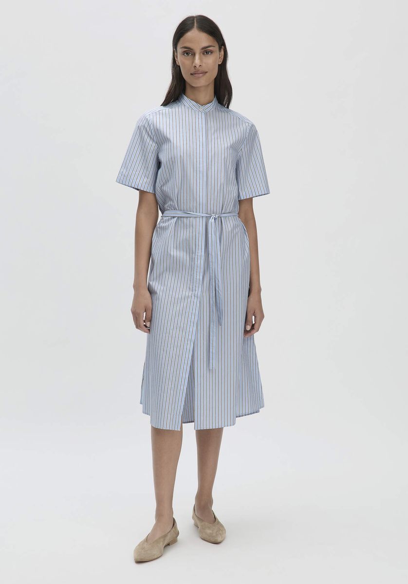 Gestreiftes Baumwoll-Midi-Hemdkleid mit Gürtel