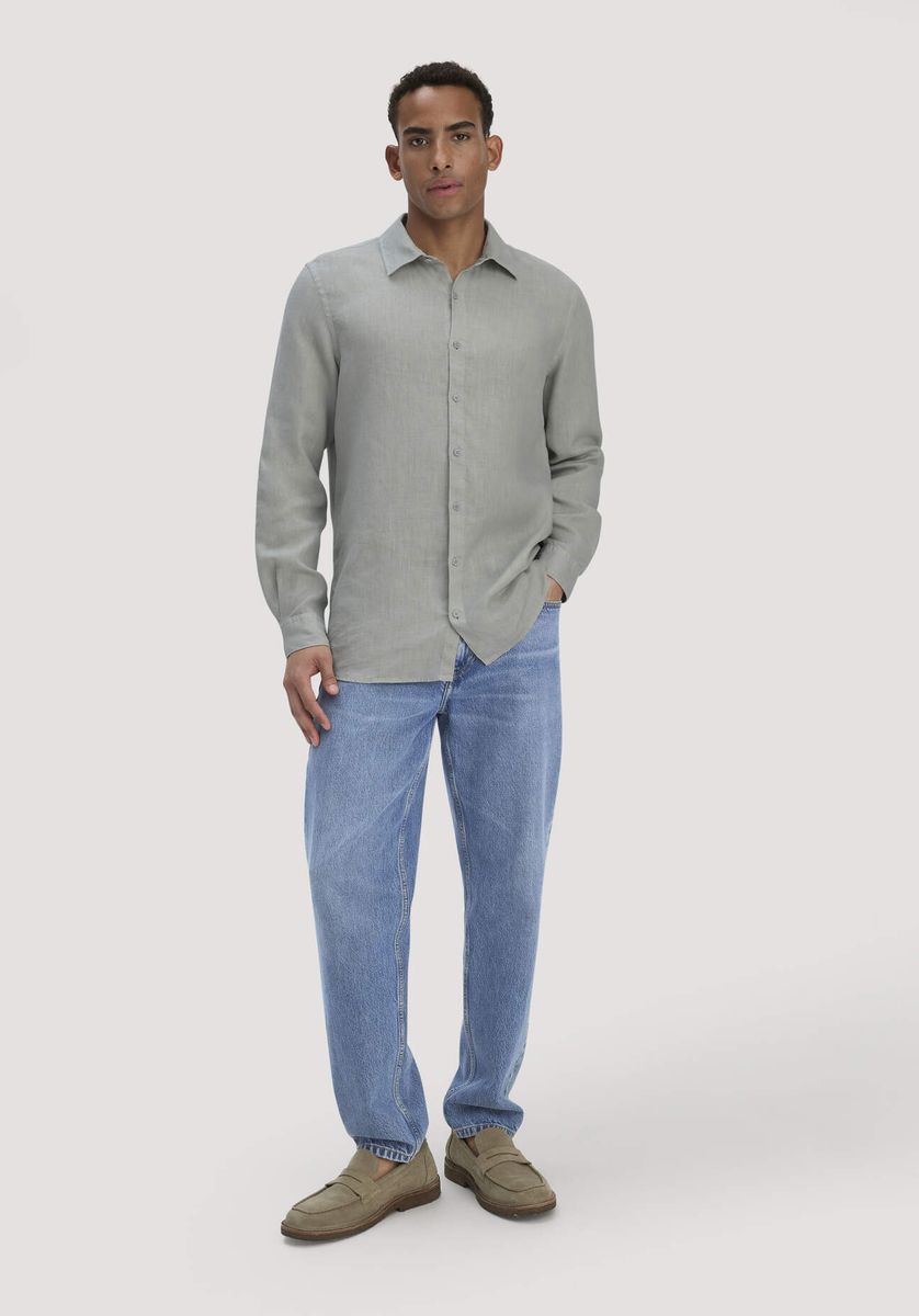 Klassisches Leinenhemd mit Knopfleiste